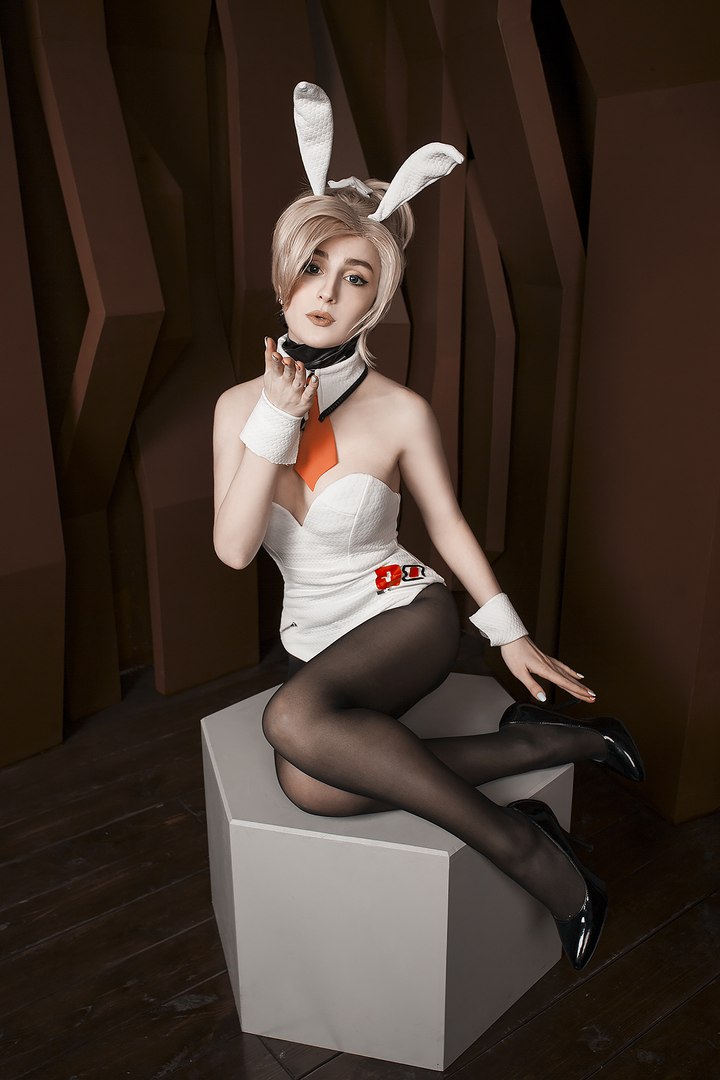 Rabbit cosplay